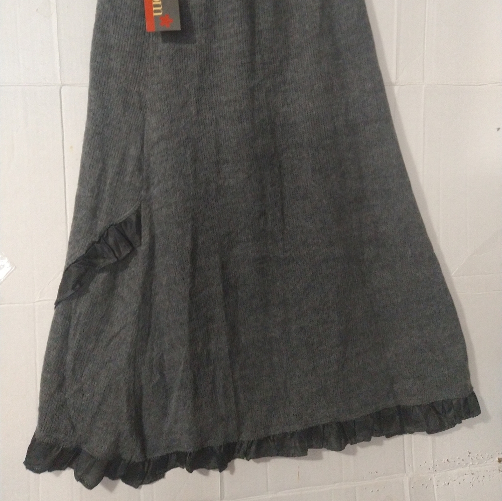 Italian Wool Skirt By Porto Cerve Sz M Gray